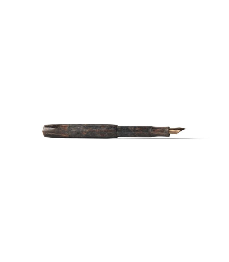 Mockup Pen V8 Front